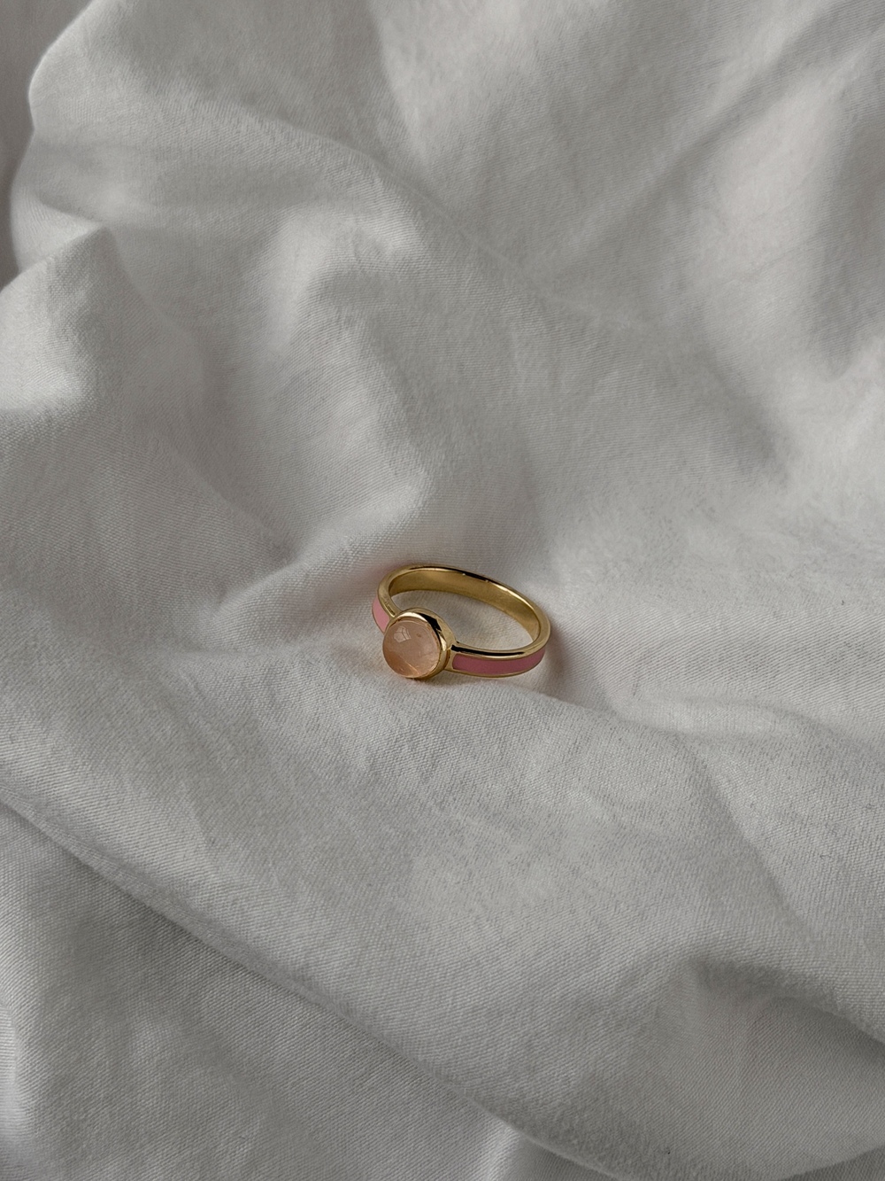 Happy Solitaire Ring - 18k Gold Plated - Rose Quartz & Pink Enamel - Size 7